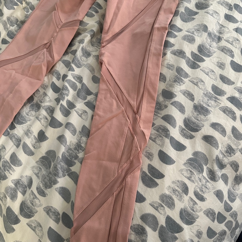 Alo leggings